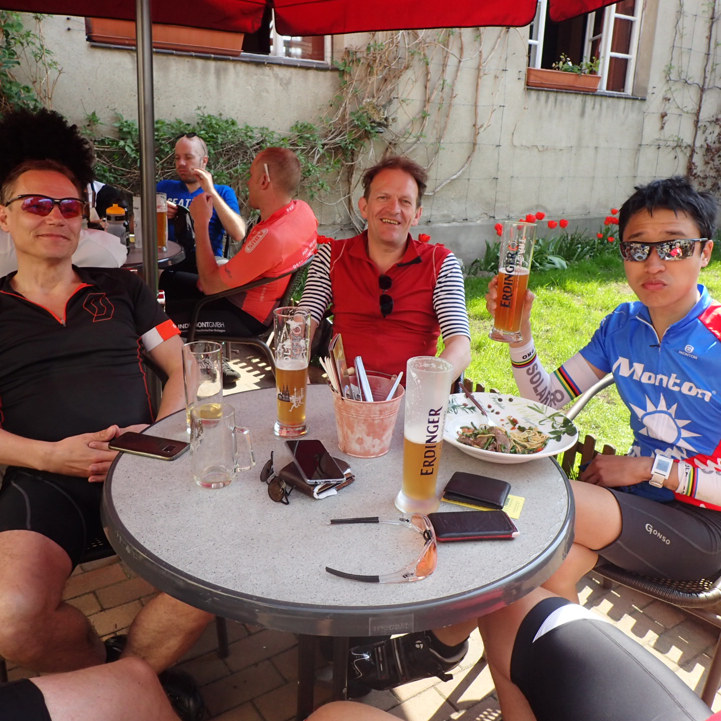 OLYMPUS DIGITAL CAMERA