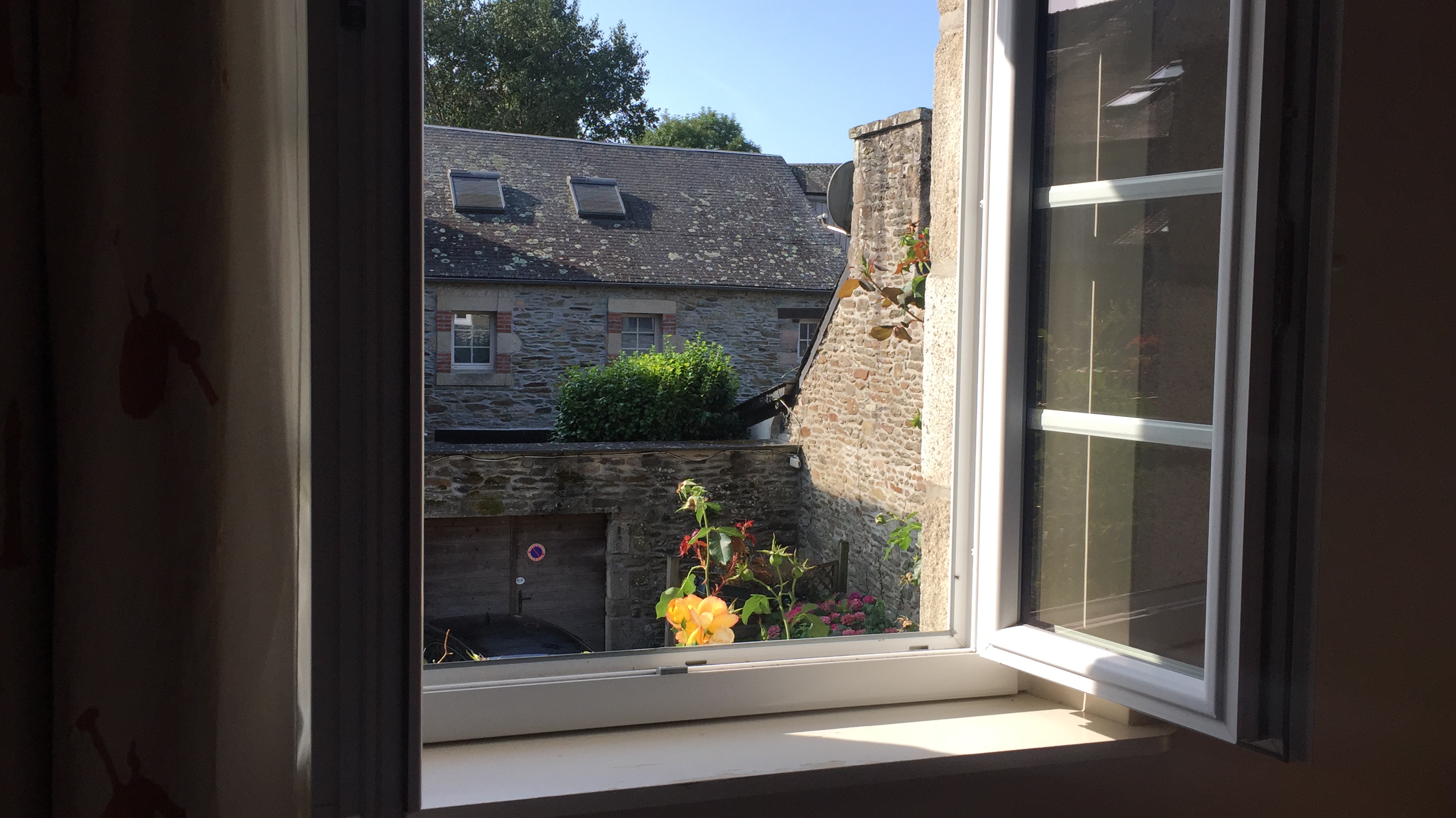 6320D828-2E6F-4868-A2C8-024DA944486F